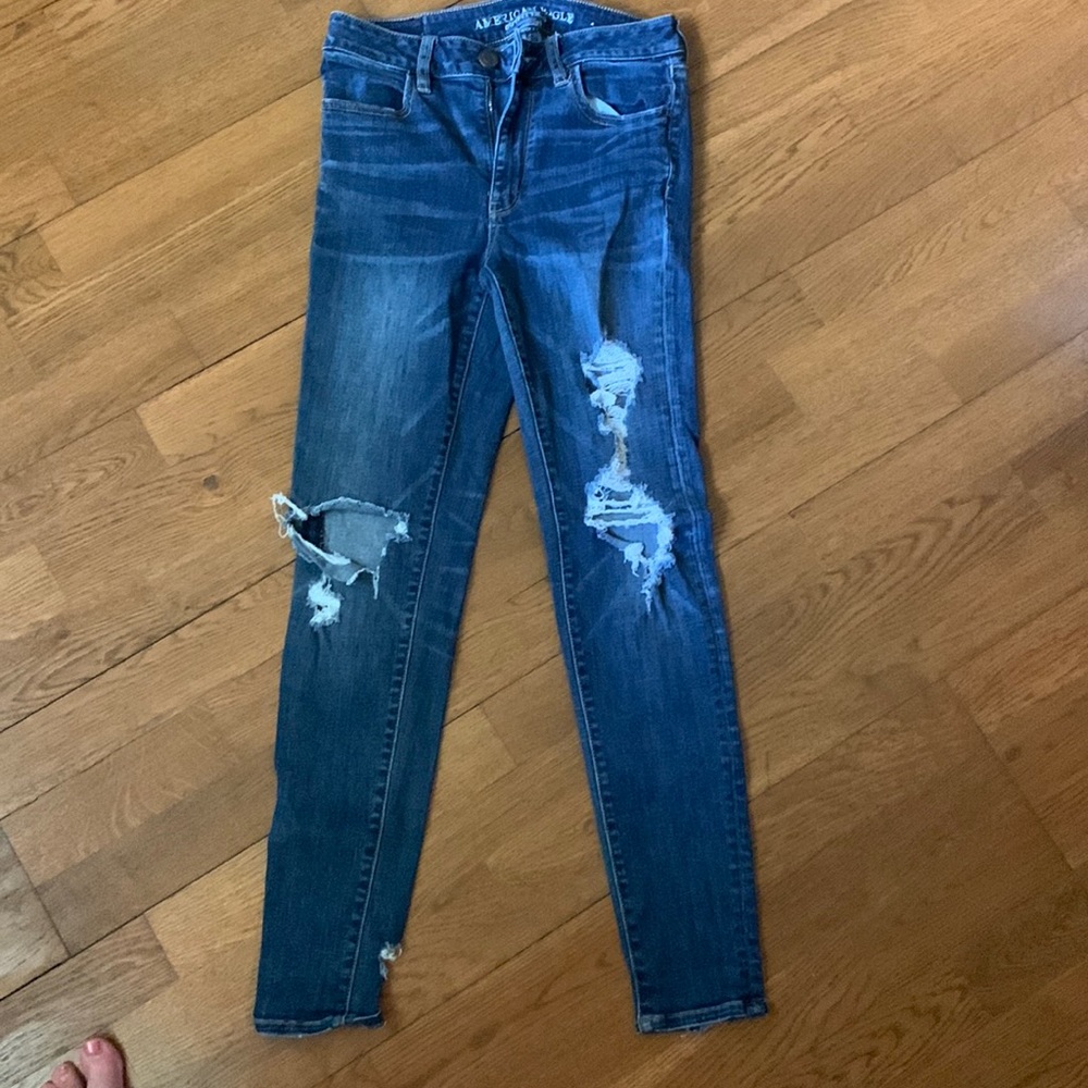 American Eagle women’s hi- rise jeggins